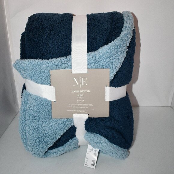 Noble Excellence Blake Throw in Blue 50" x 70" # N-F1PRO007 NWT - Picture 1 of 5